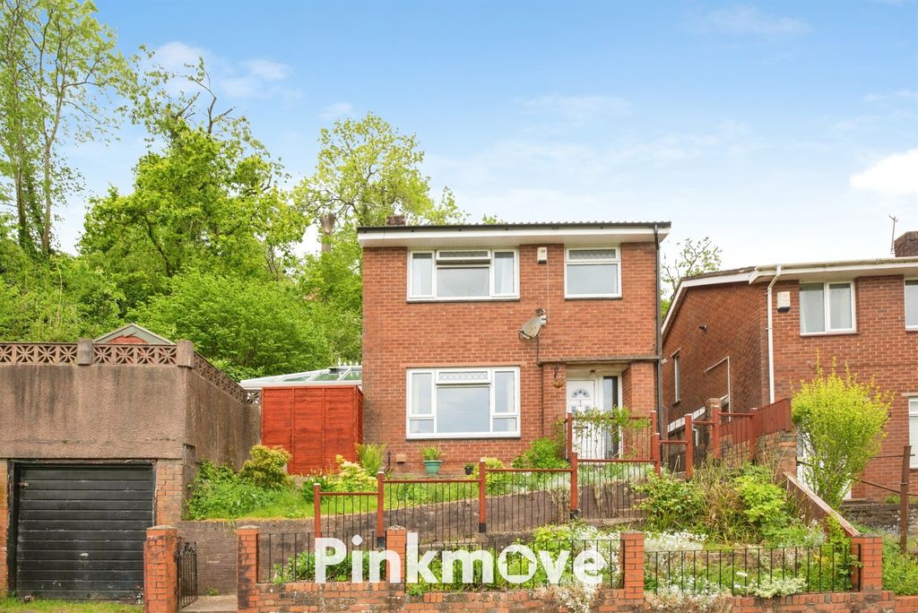 Property photo 1 of 16