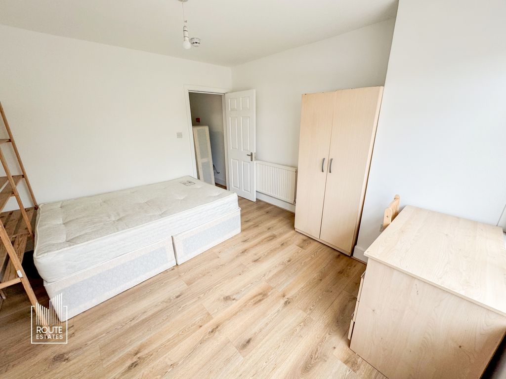 Property photo 2 of 9 Photo 2