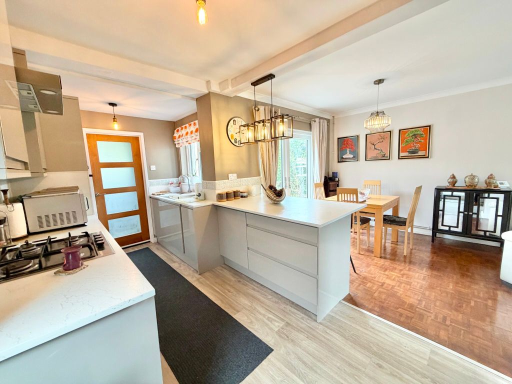 Property photo 1 of 34