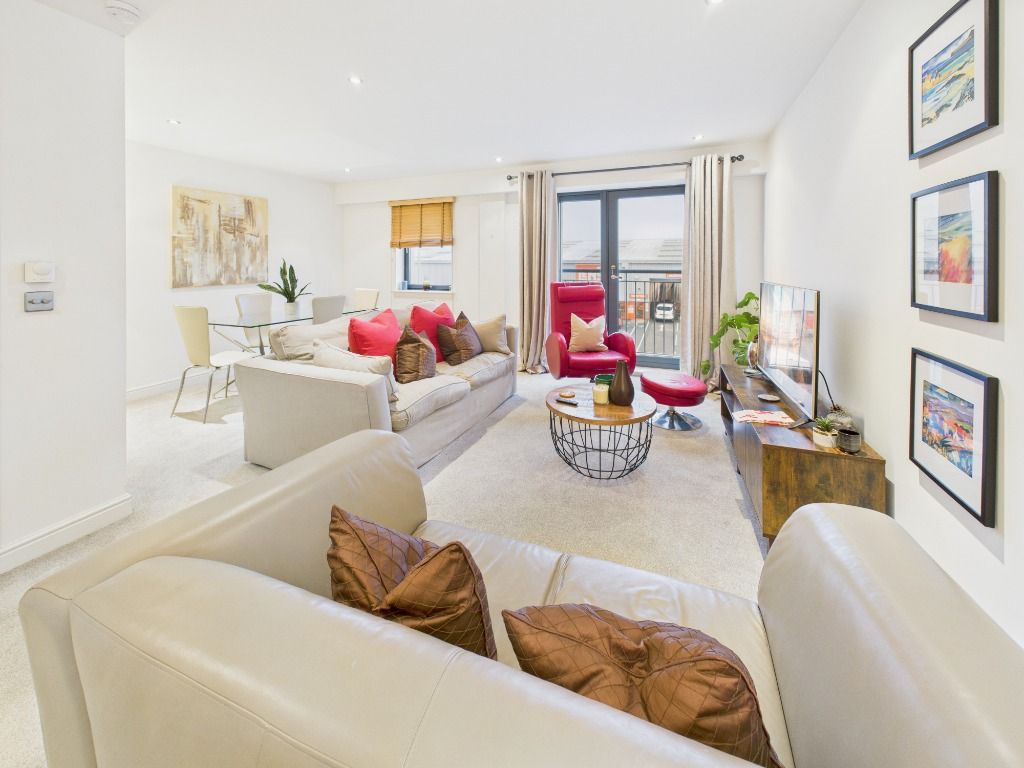 Property photo 2 of 16