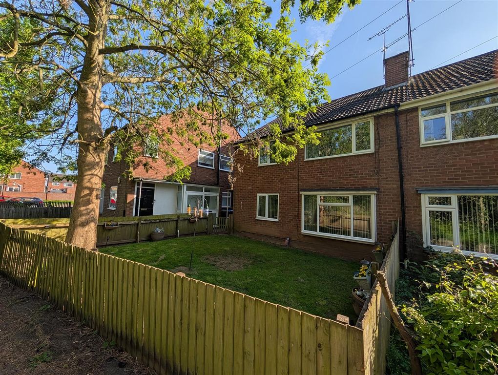 Property photo 1 of 7 Pxl_20250429_155158575.Night.Jpg