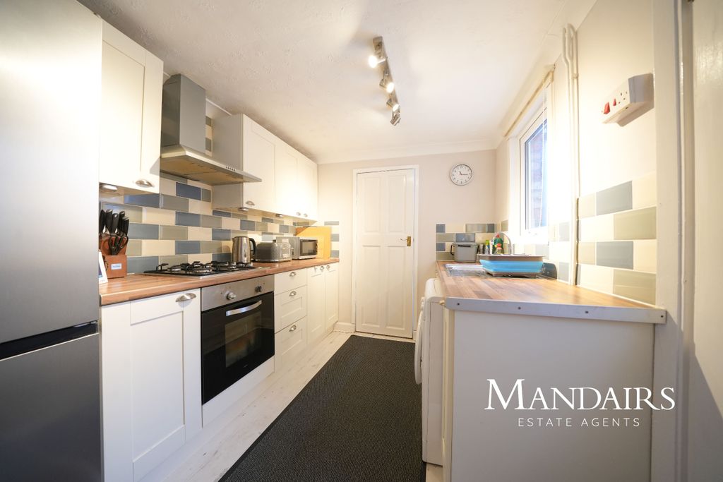 Property photo 1 of 22