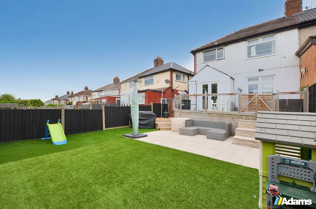 Property photo 2 of 24