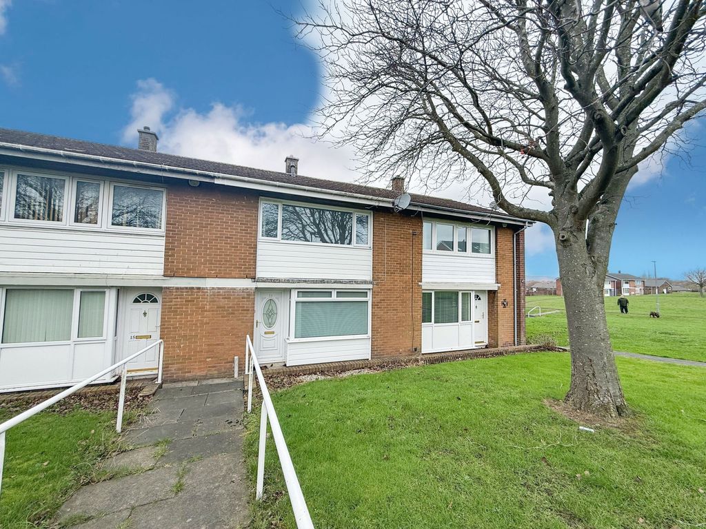 Property photo 1 of 11 External