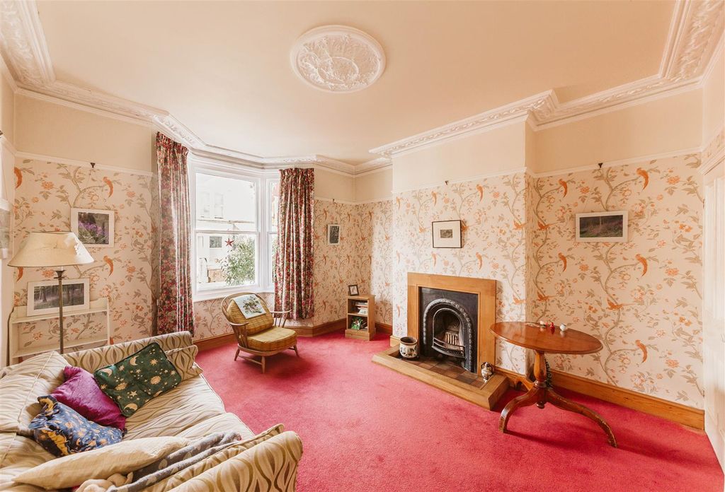 Property photo 2 of 20 Ks2B8455-Hdr.Jpg