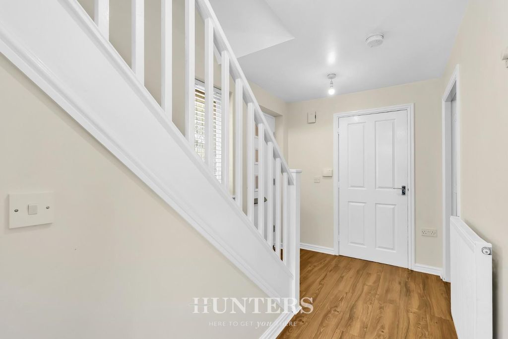 Property photo 2 of 17 Whitehurst Drive (1).Jpg