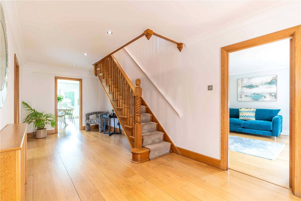 Additional image 13 of 5 bed detached house for saleHigh Road, Loughton, Essex IG10