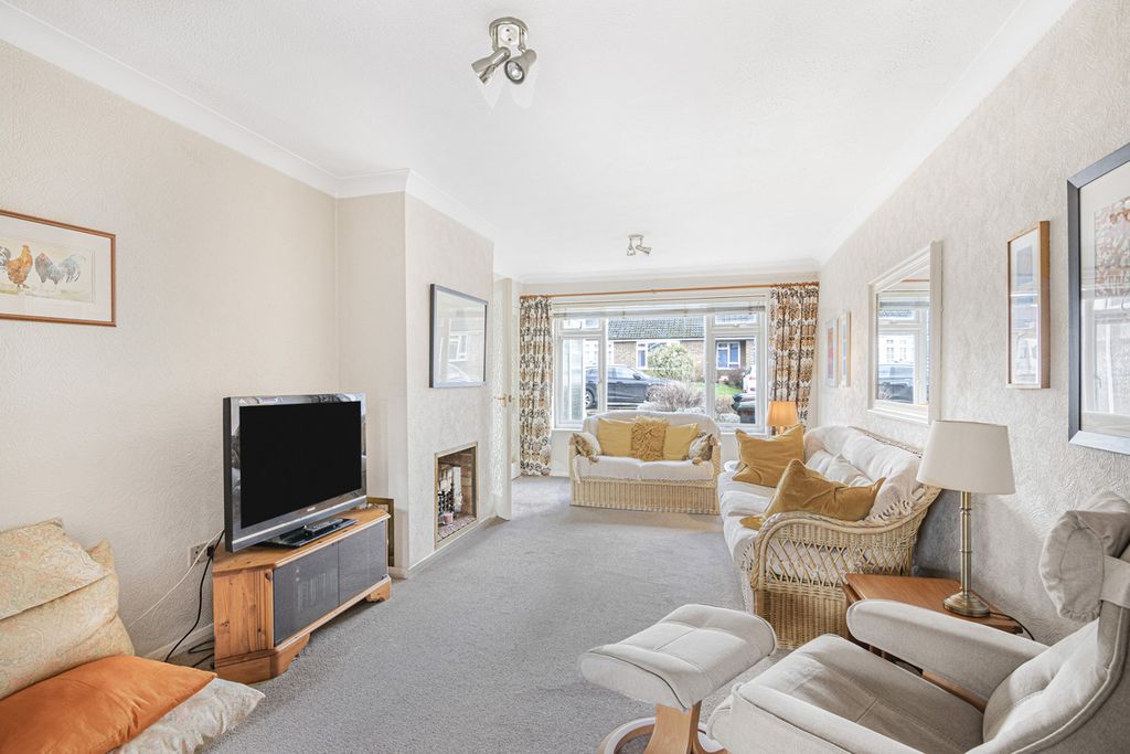 Property photo 2 of 14