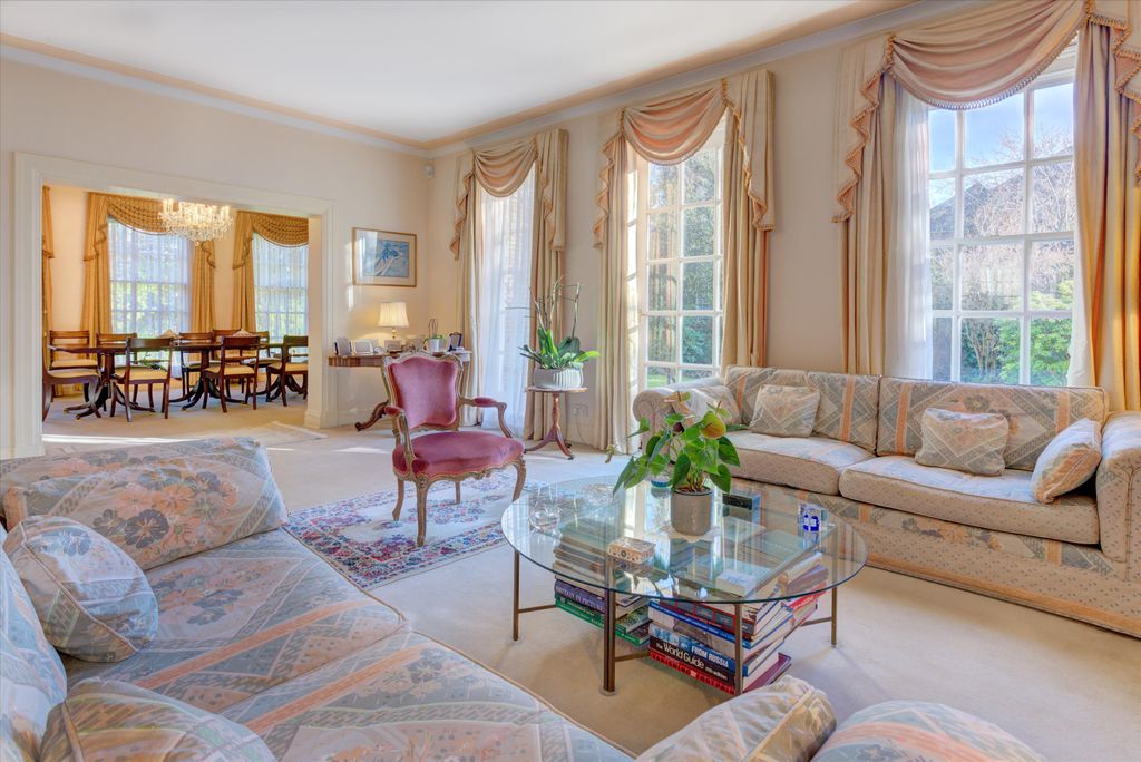 Property photo 1 of 13 Image