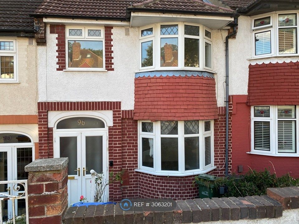 Property photo 1 of 25