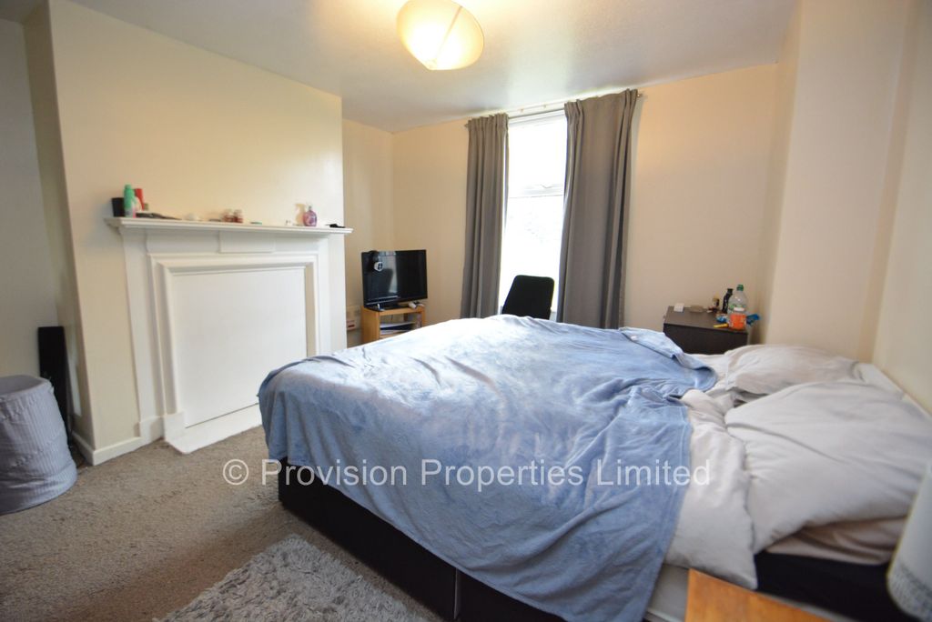 Property photo 2 of 5 Photo