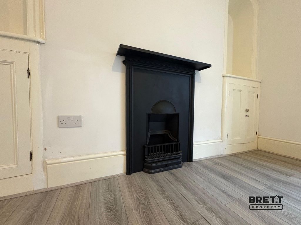 Property photo 3 of 15 Not Specified