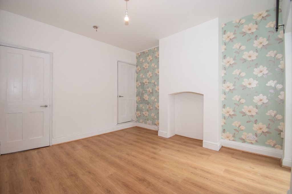 Additional image 6 of 2 bed terraced house for saleNoel Street, Leicester LE3