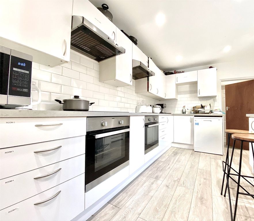 Property photo 2 of 4 Picture No. 06