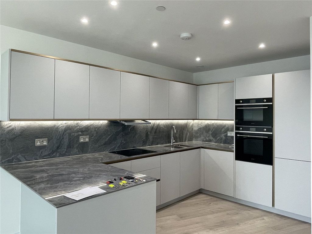 Property photo 1 of 22 Picture No. 57