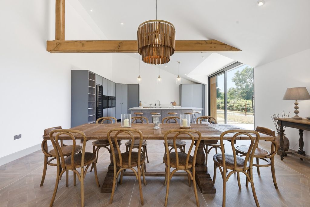 Property photo 2 of 21 Open Plan Living