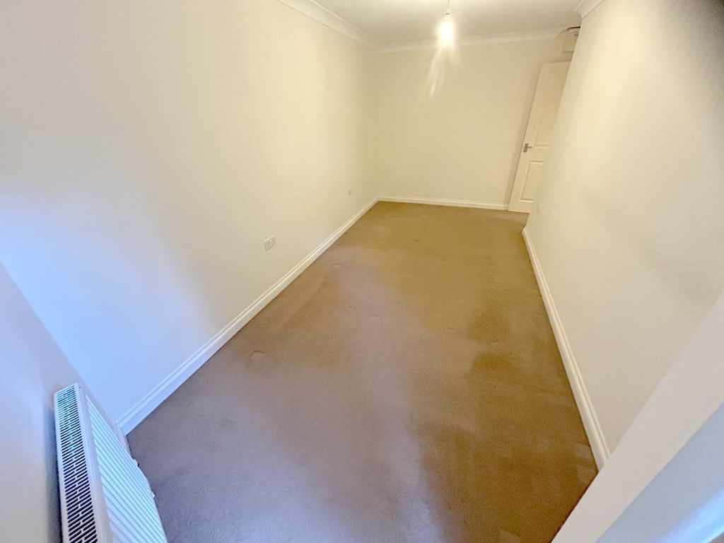 Property photo 1 of 12 Image00003.Jpg