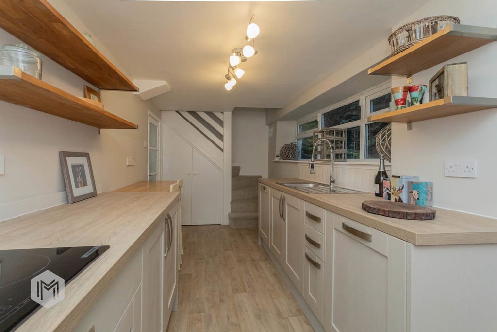 Property photo 3 of 26 Photograph