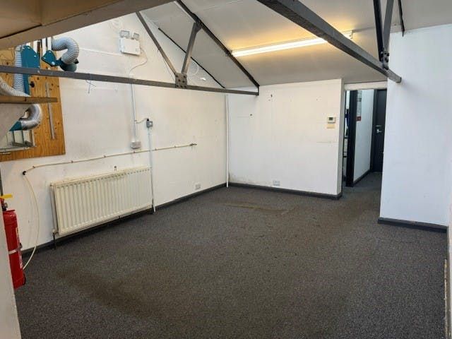 Property photo 3 of 7 003.Jpg