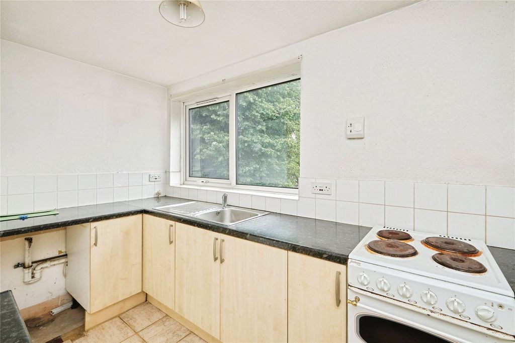 Property photo 2 of 11 Picture No. 22