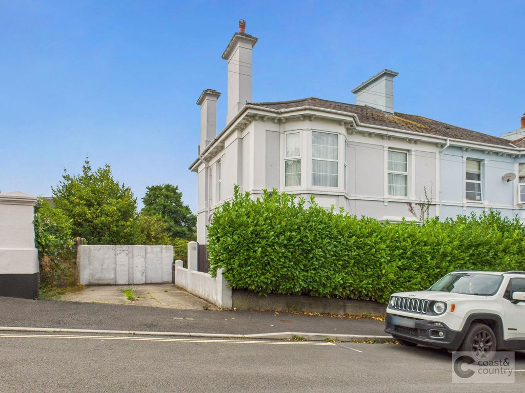 Property photo 1 of 26
