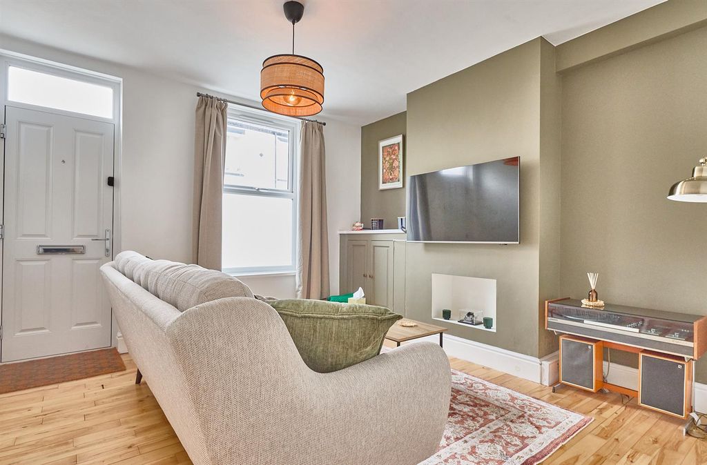 Property photo 2 of 12 Highfield Street.Jpg