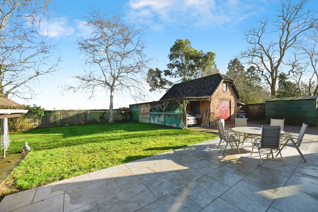 Property photo 3 of 21 Dh048
