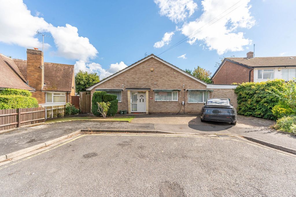 Property photo 3 of 17
