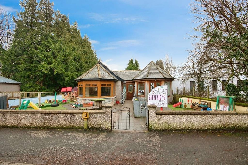 Property photo 1 of 7