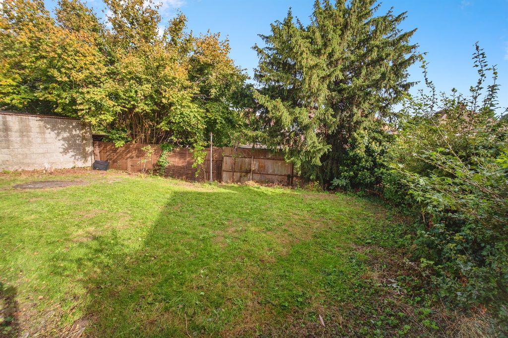 Property photo 2 of 14