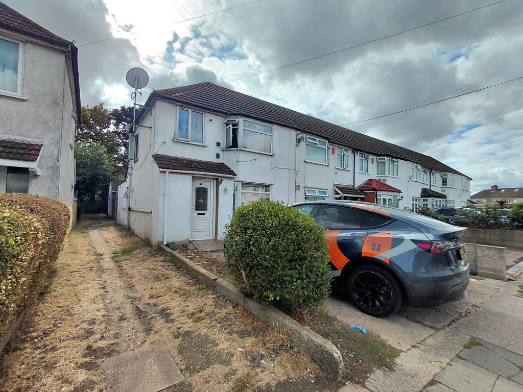 Property photo 2 of 13
