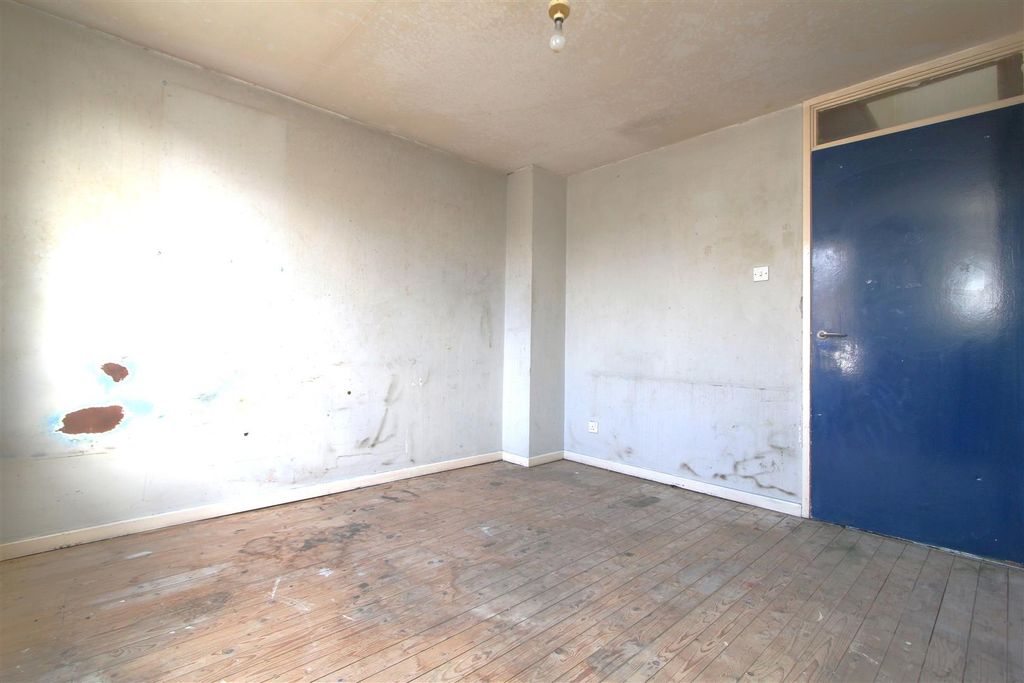 Property photo 2 of 13 2.Jpg