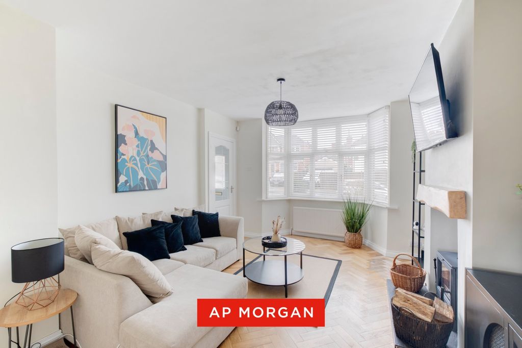 Property photo 3 of 23 Picture No. 07