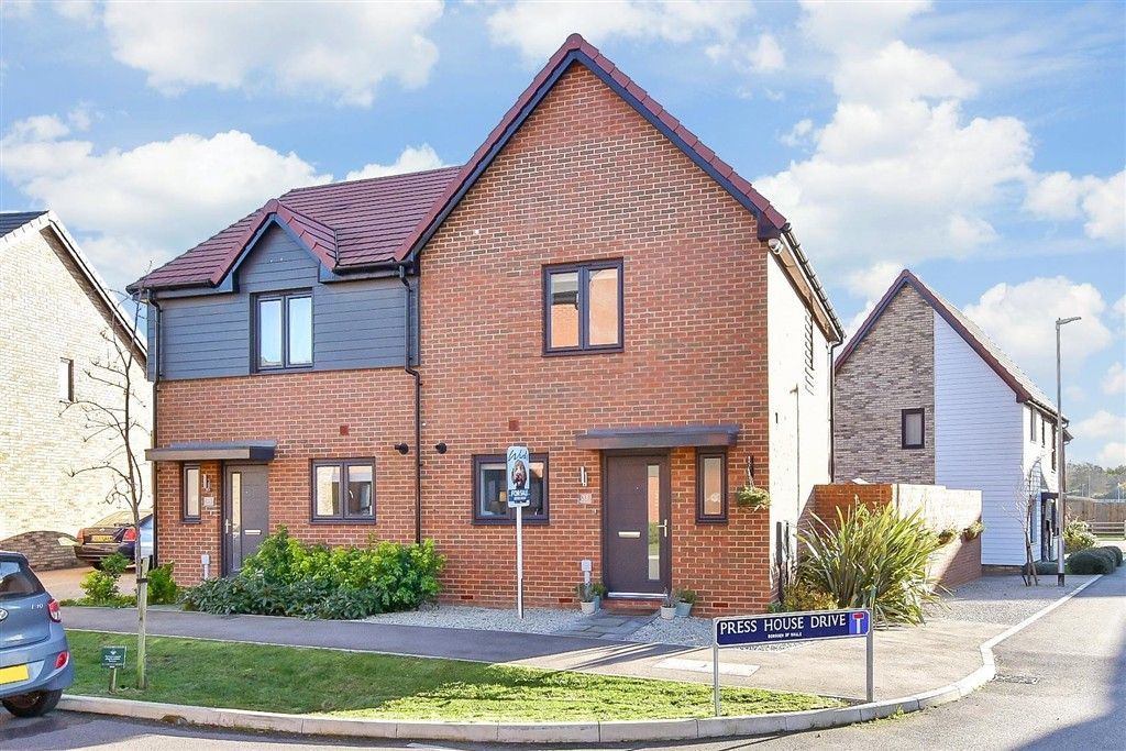 Property photo 2 of 11 External (Web)