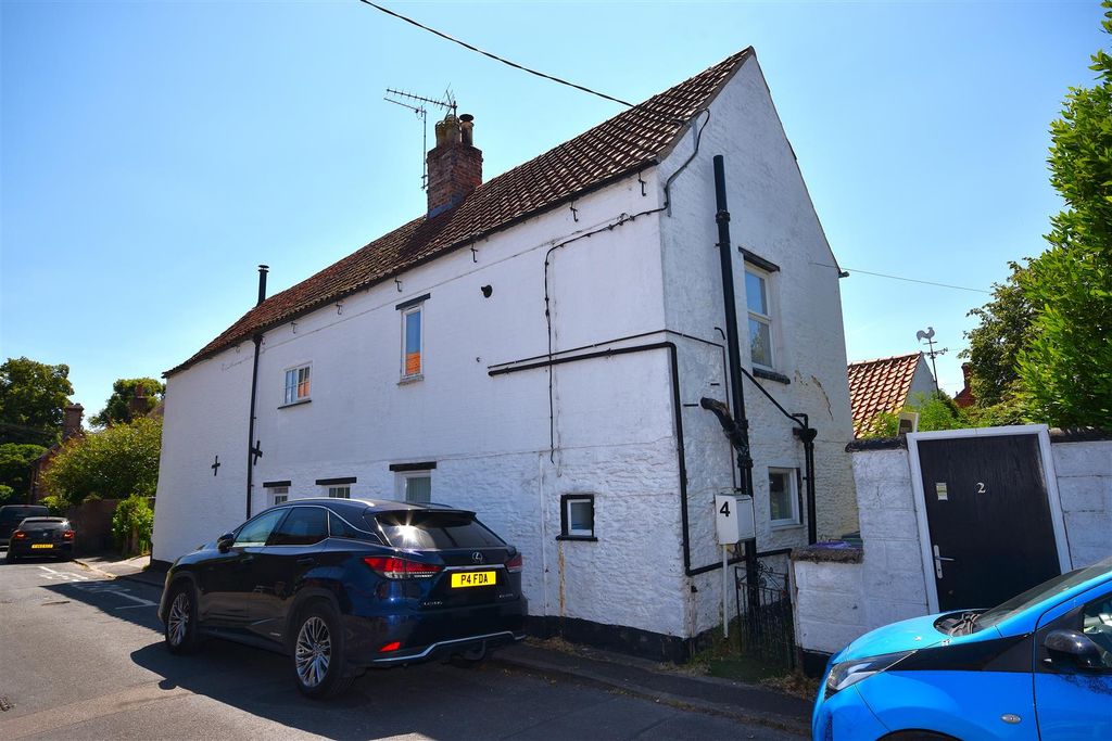 Property photo 1 of 14