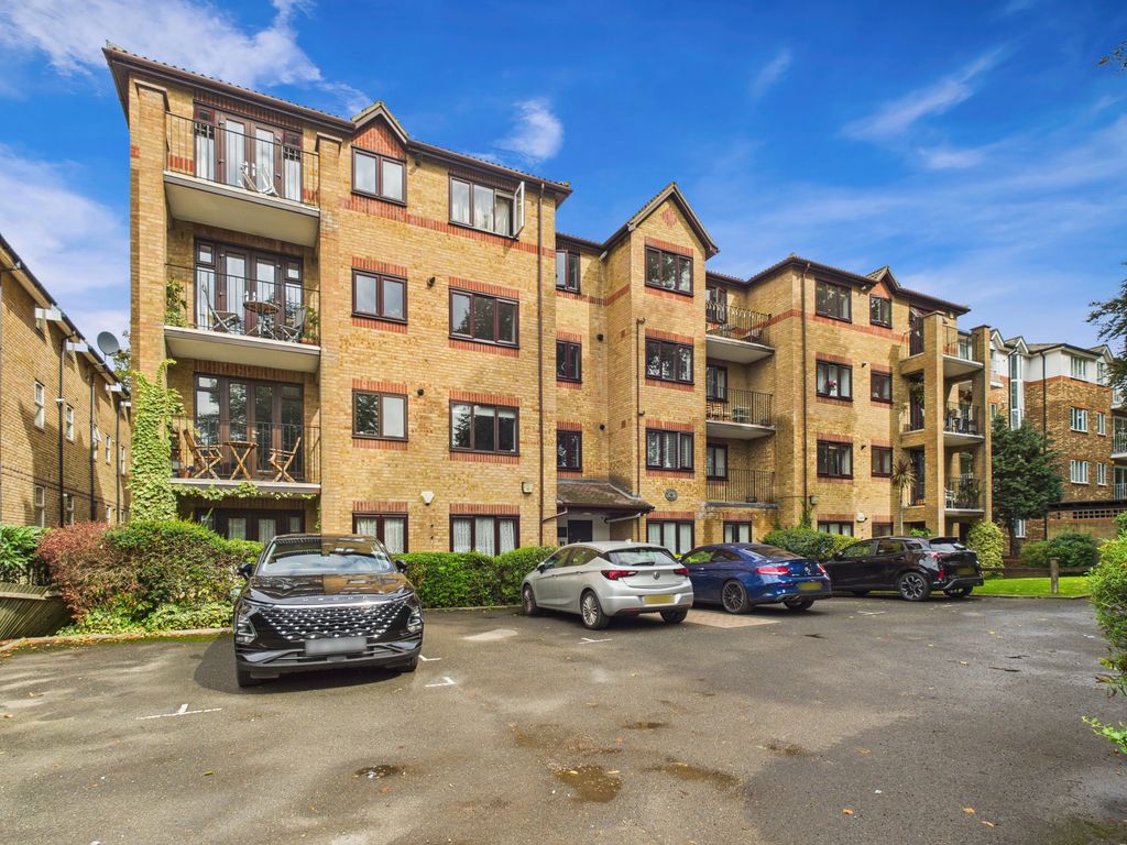 Property photo 1 of 14