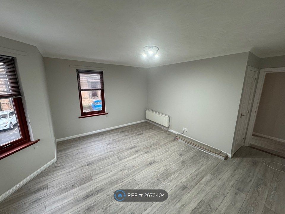 Property photo 2 of 14 Lounge