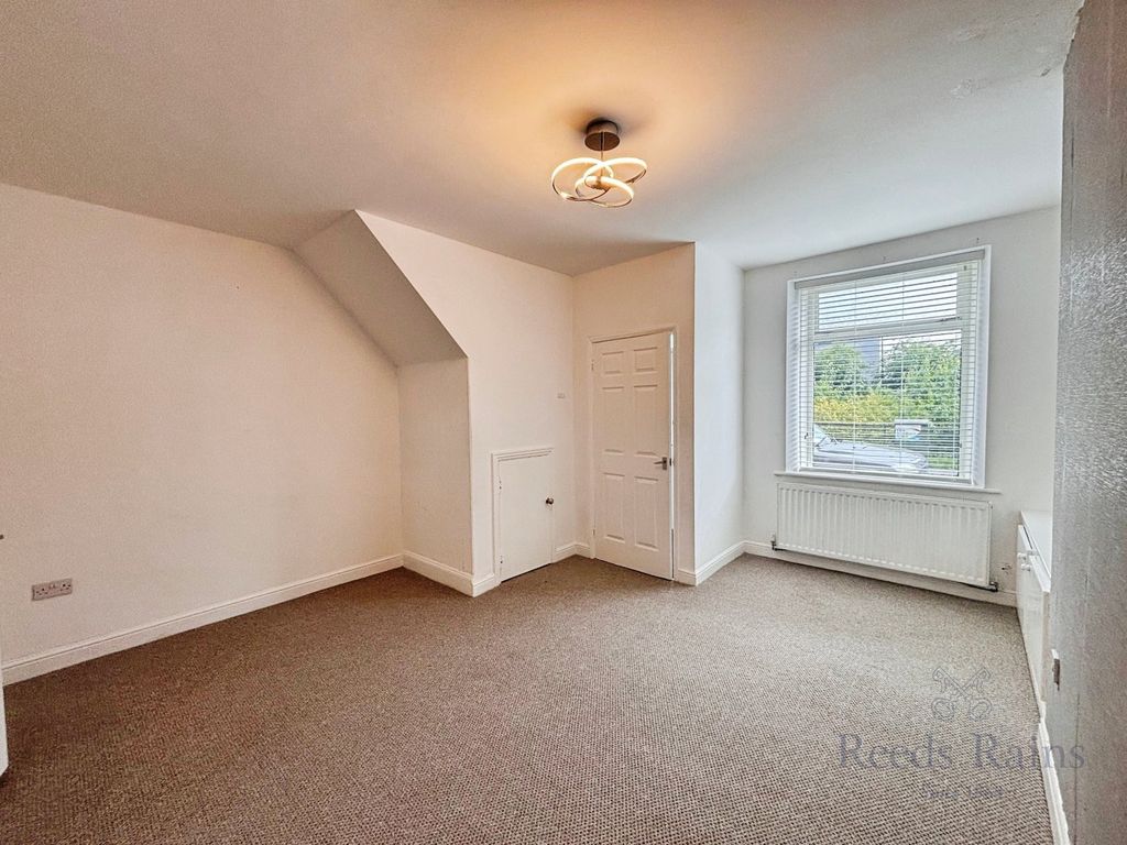 Property photo 2 of 11 Picture No. 04