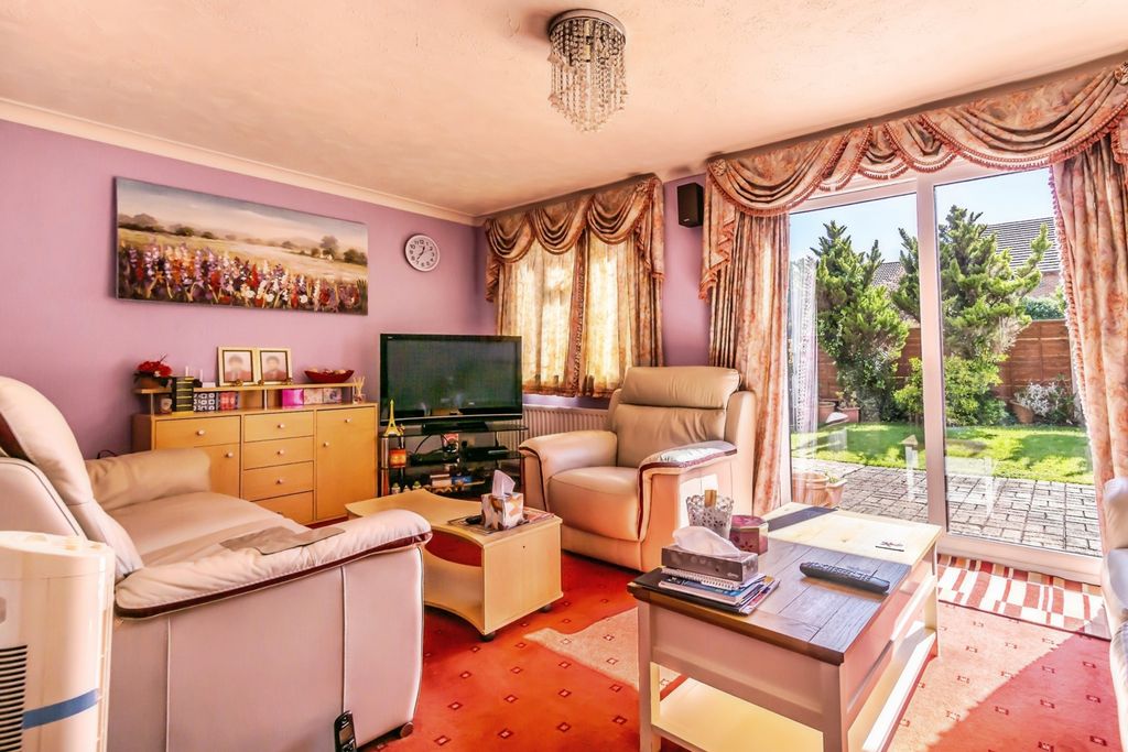 Property photo 3 of 21 Pbox-Img.Jpg