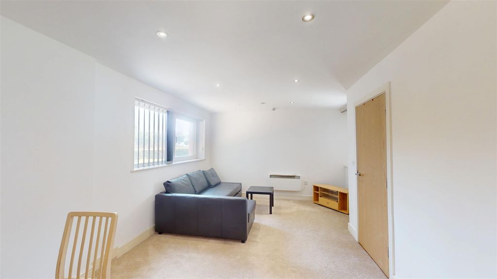 Property photo 3 of 5 2.Jpg