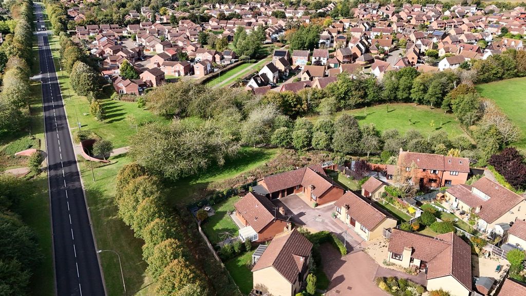 Property photo 2 of 22