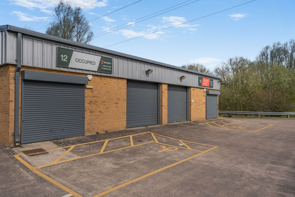 Property photo 2 of 9