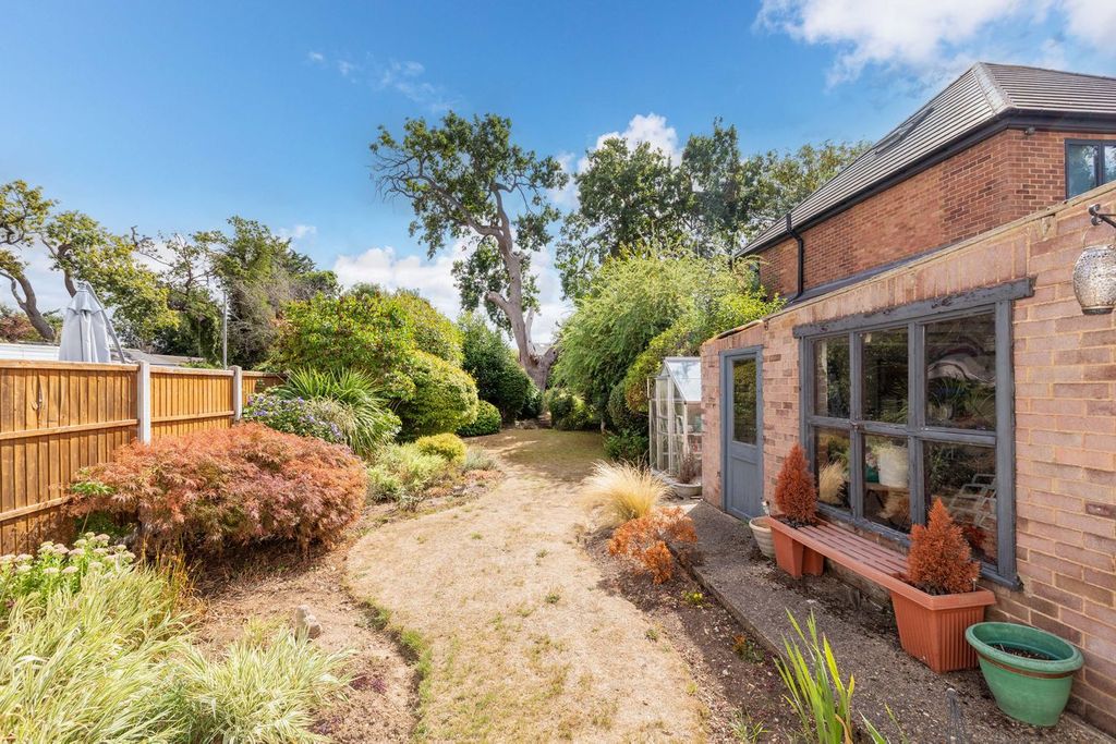 Property photo 2 of 15