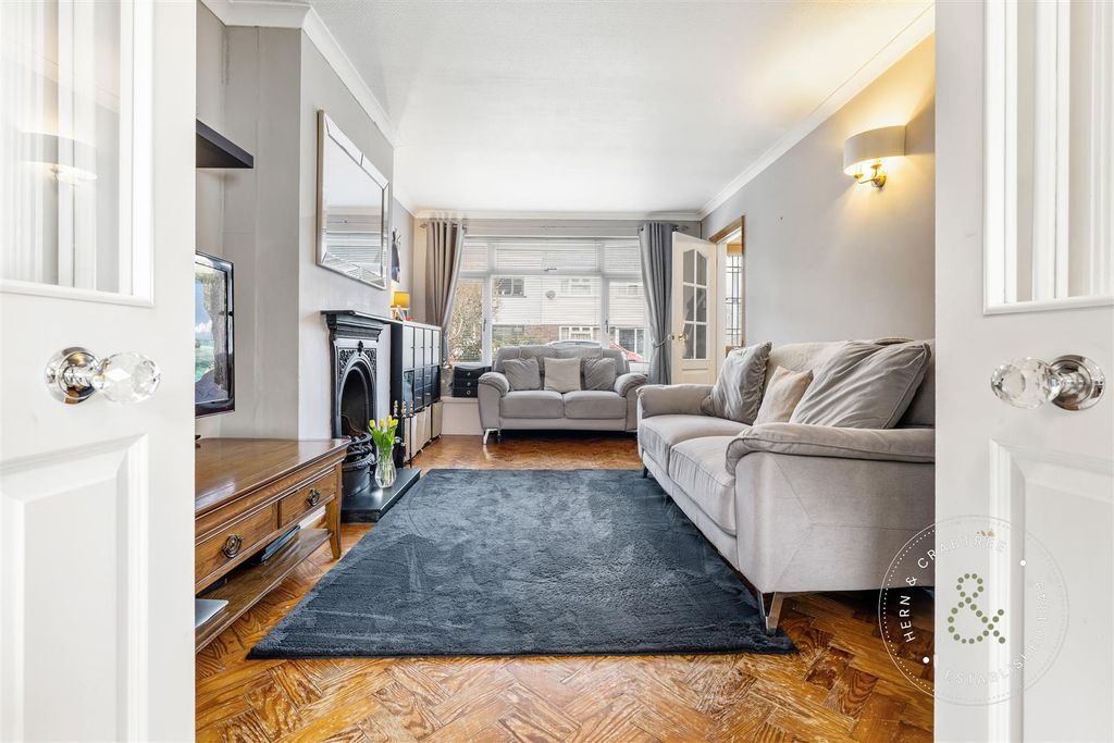 Property photo 2 of 40 Ardwyn (10).Jpg