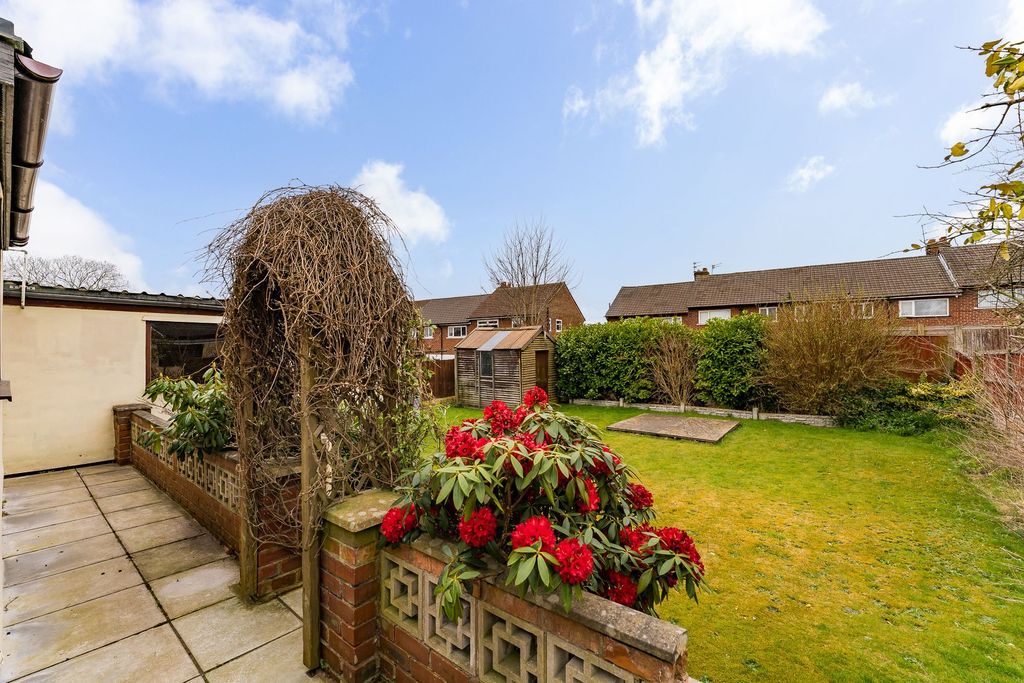 Property photo 3 of 29