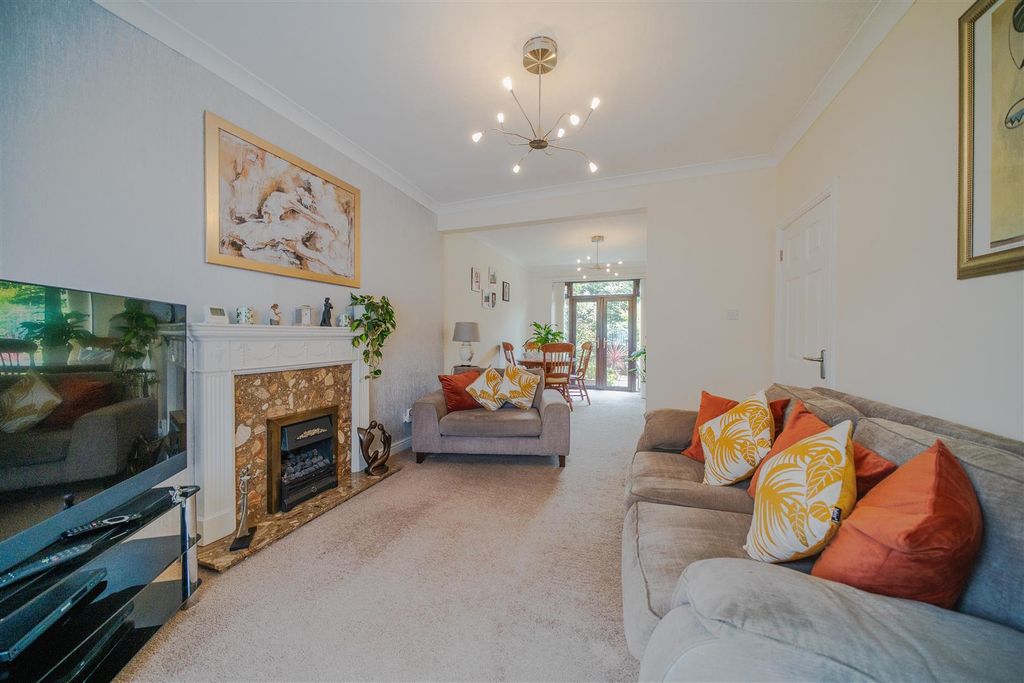 Property photo 2 of 27 Through Lounge/Dining Room