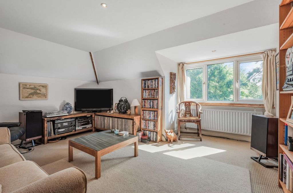 Property photo 3 of 15
