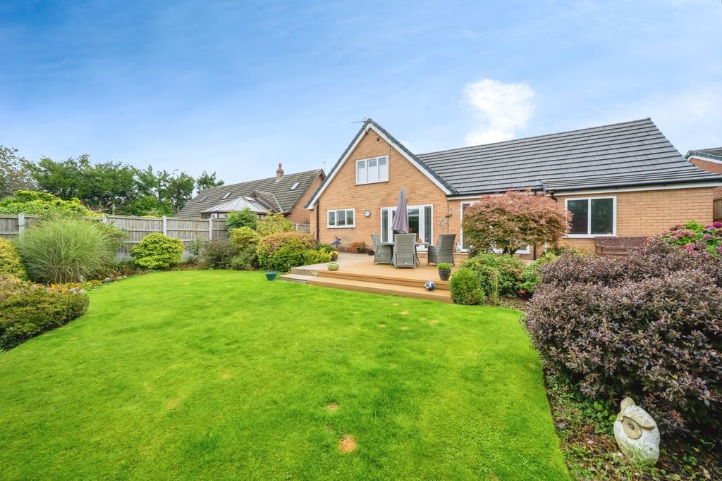 Property photo 3 of 18 Rear