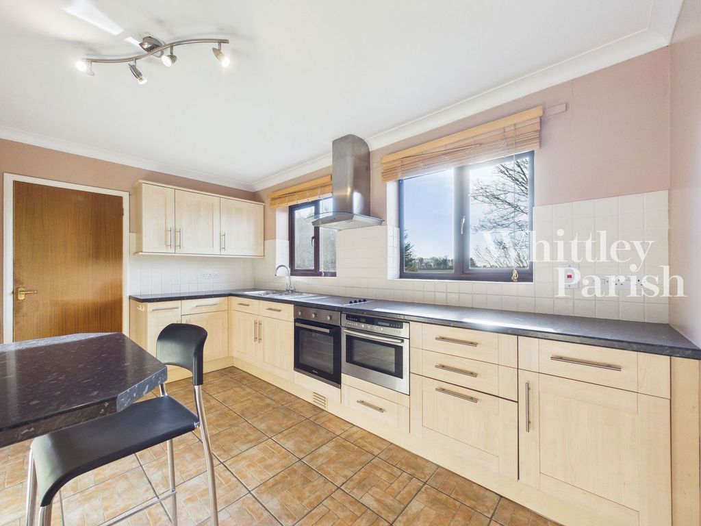 Property photo 3 of 18