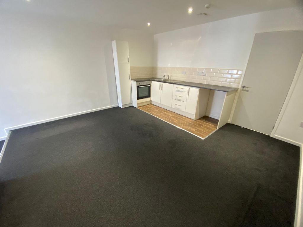 Property photo 3 of 7 Image